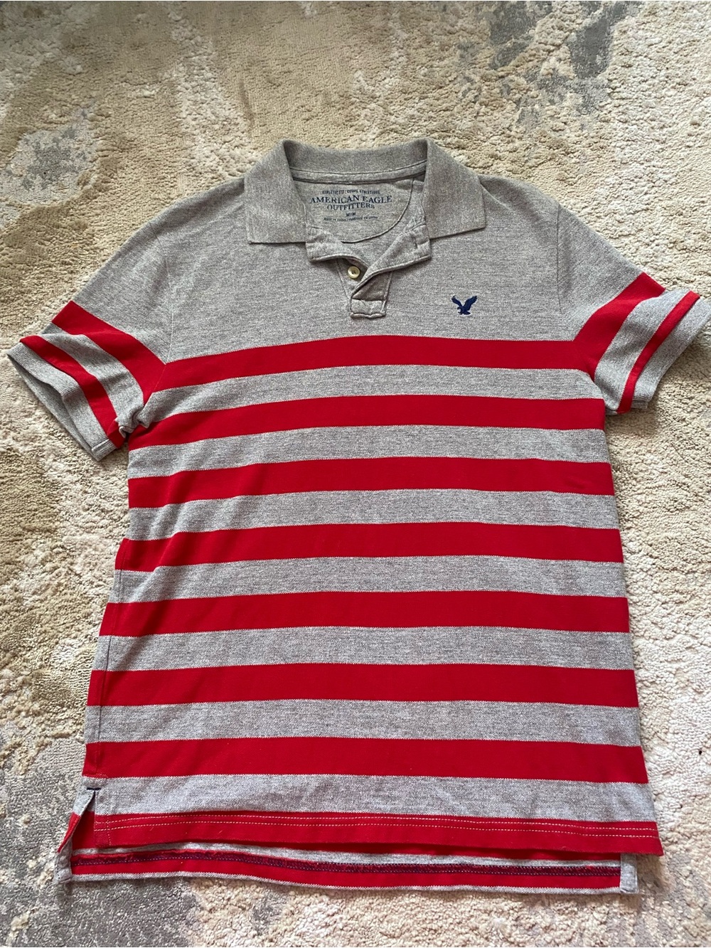 Y2K American Eagle Outfitters polo shirt  horizontal red and gray stripes M